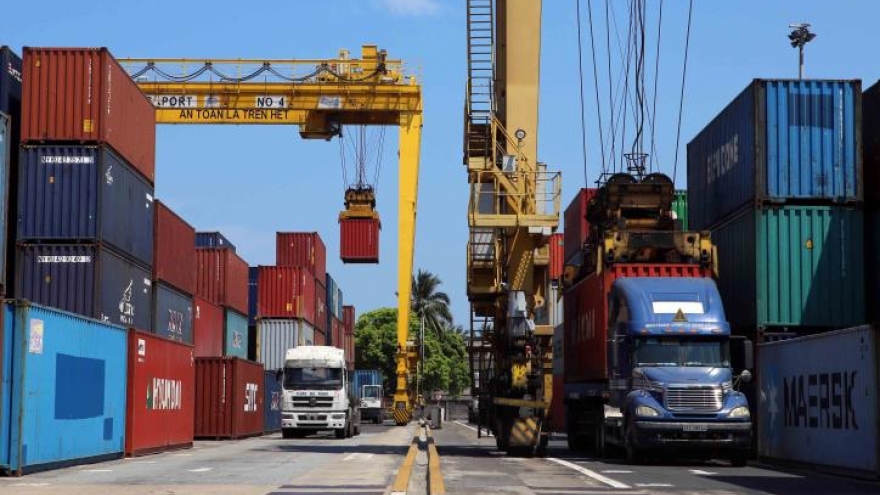 Shipping lines continue to increase fees, firms face more difficulties